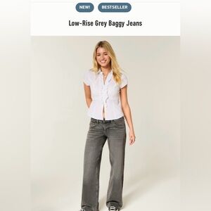 Hollister women’s low rise baggy Jeans 24